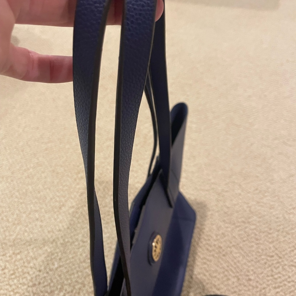Gorgeous deep blue never used purse MFK - Picture 3 of 6